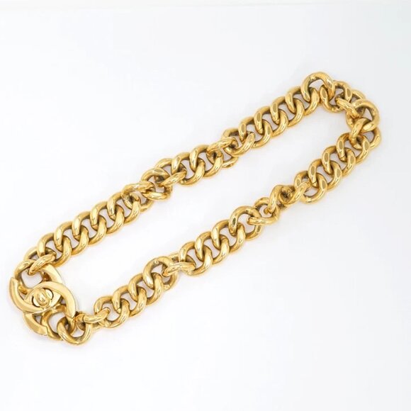 CHANEL CC Logos Turnlock Thick Chain Necklace 16" Gold Tone 95A Auth p1083 - Picture 3 of 5